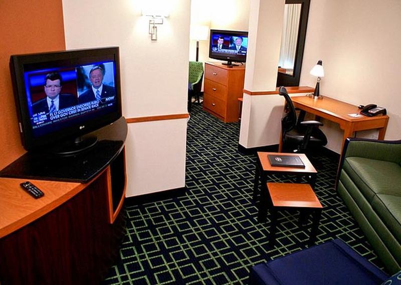Fairfield Inn & Suites By Marriott Fort Lauderdale Пемброук Пайнс Екстериор снимка