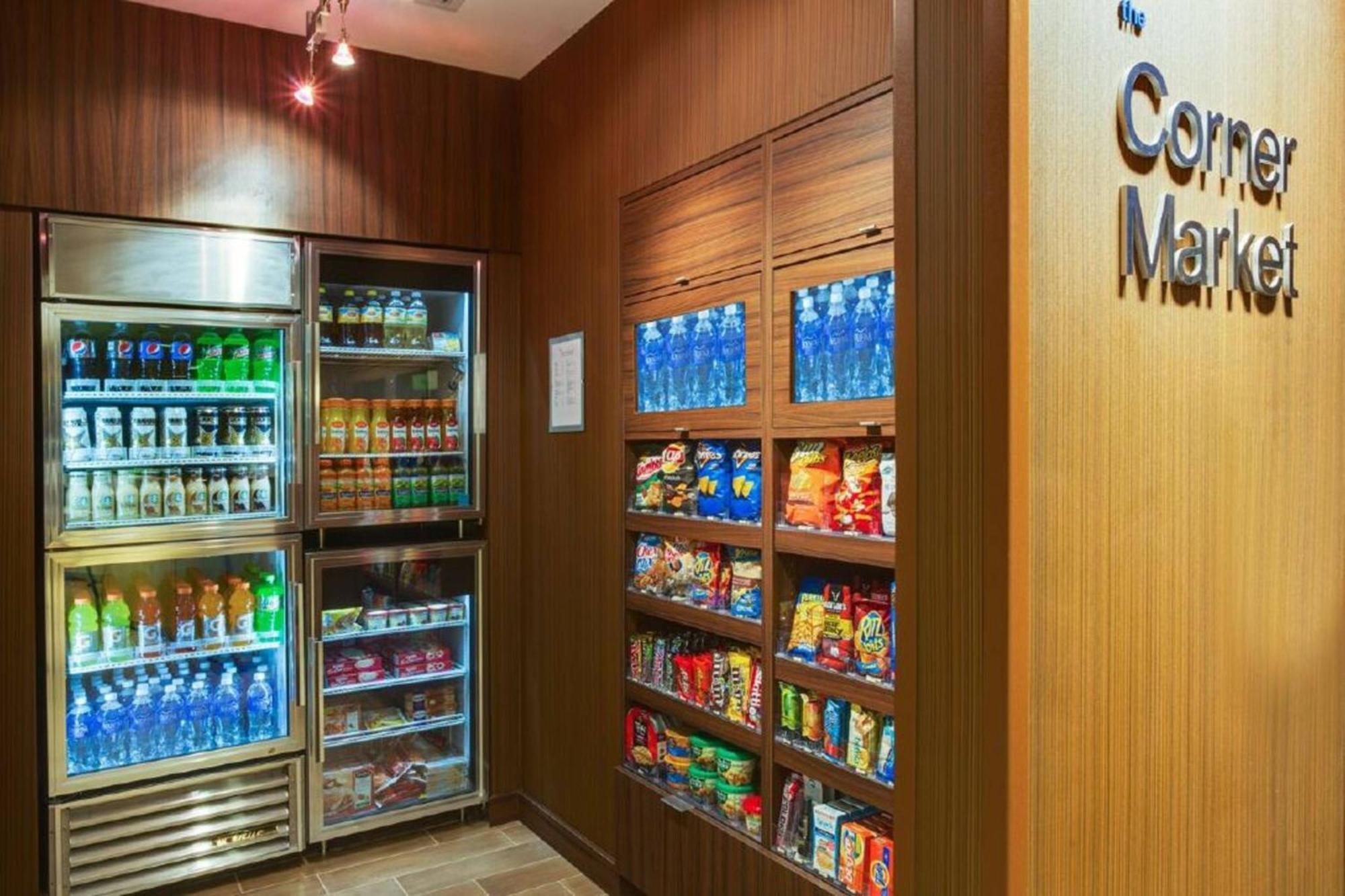 Fairfield Inn & Suites By Marriott Fort Lauderdale Пемброук Пайнс Екстериор снимка